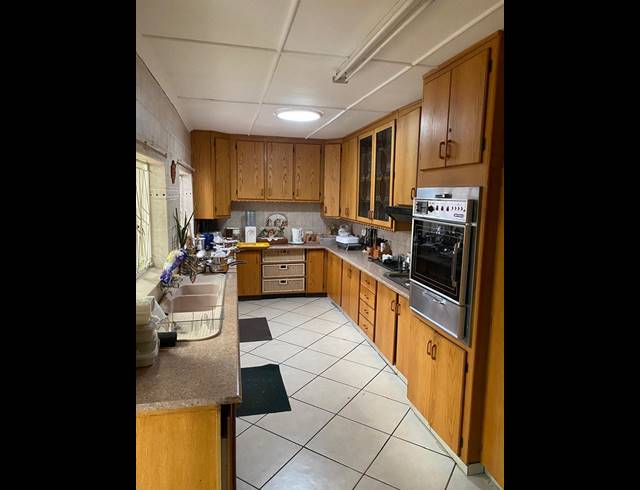 3 BEDROOM HOUSE FOR SALE IN SASOLBURG EXT 15